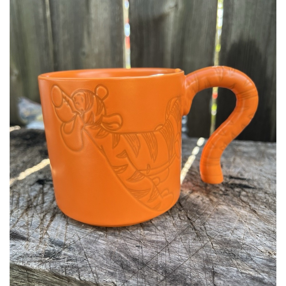 Hallmark Disney Tigger The Tiger Orange Coffee Mug with Tail Handle